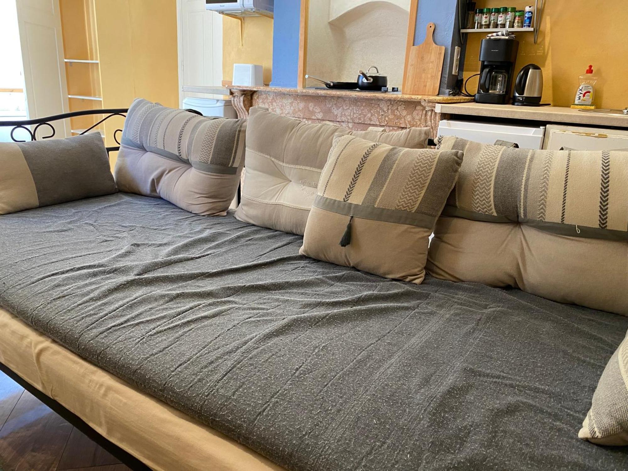 Residence Verdi - Appartements Meubles En Centre Ville Bédarieux الغرفة الصورة