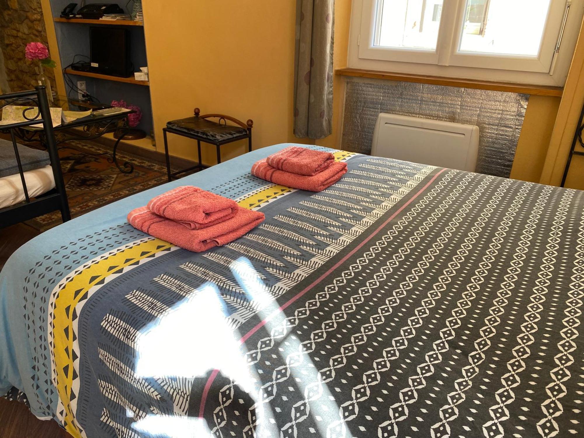 Residence Verdi - Appartements Meubles En Centre Ville Bédarieux المظهر الخارجي الصورة
