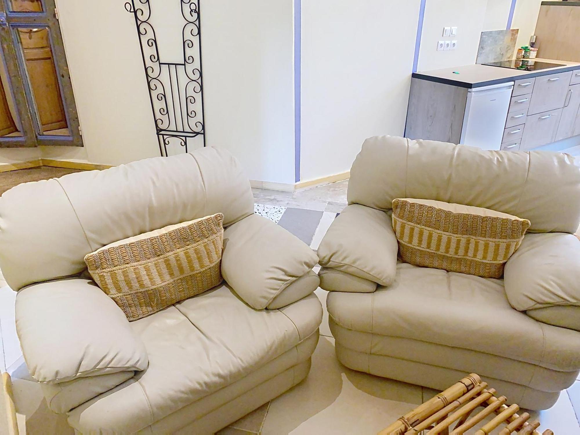 Residence Verdi - Appartements Meubles En Centre Ville Bédarieux المظهر الخارجي الصورة